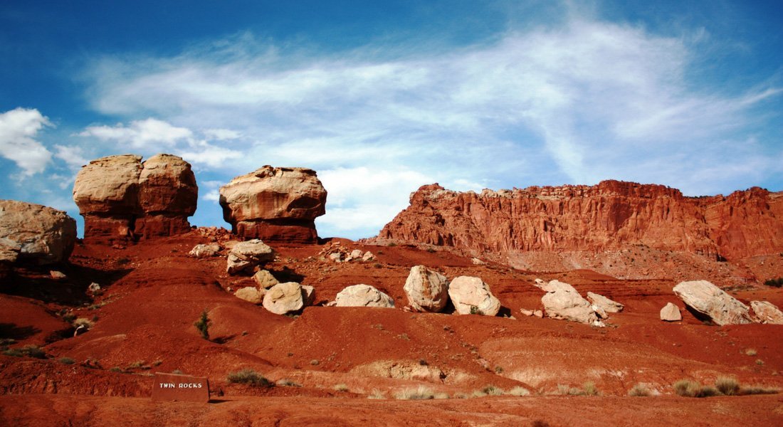 Twin Rocks dans le parc de Capitol Reef 