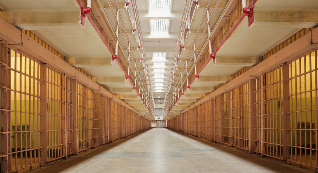 visite prison alcatraz couloir broadway
