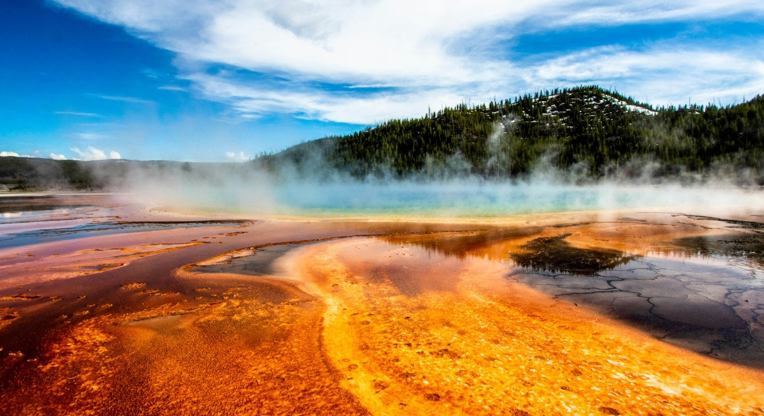parcs nationaux ouest américain Étendue de bassins colorés et chauds de Yellowstone