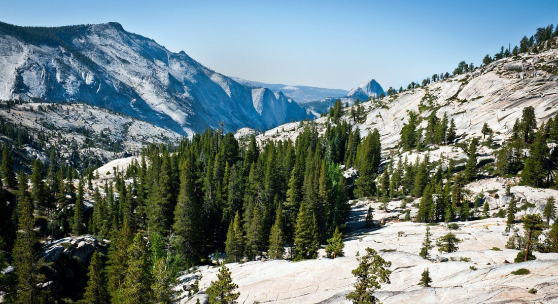 Vue à partir de Olmsted Point sur la Tioga Road