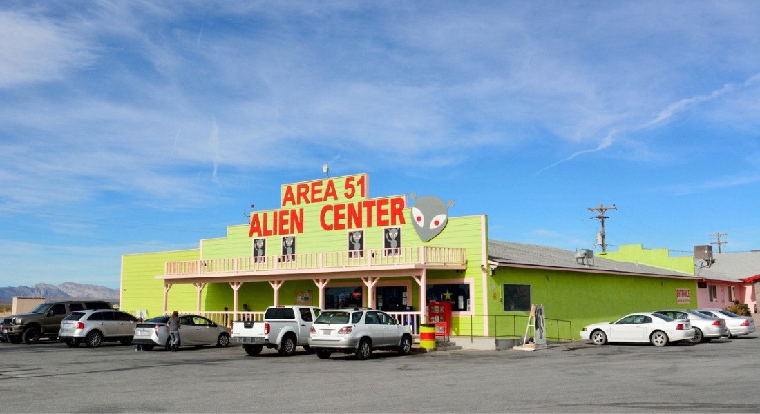 Alien Travel Center