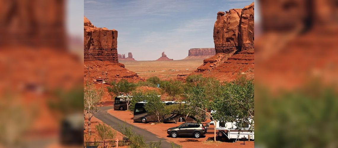 Camping Goulding's Lodge