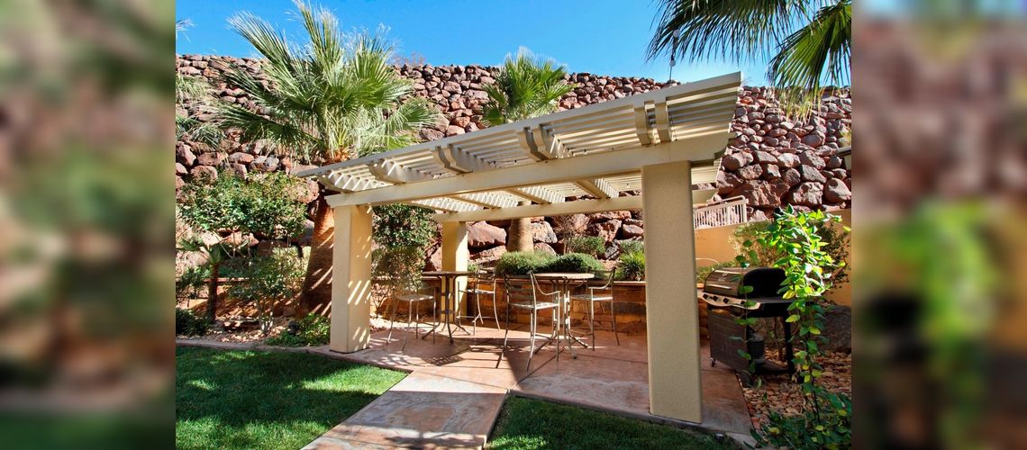 Courtyard St George