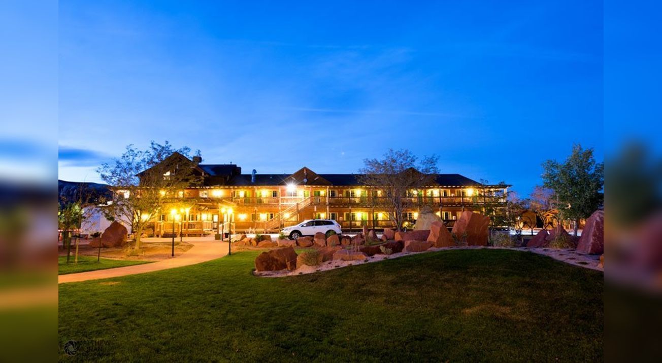 desert rose resort & cabins