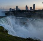 Croisiere au pied des chutes