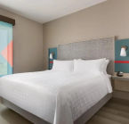 avid hotel Fort Worth Downtown, king room