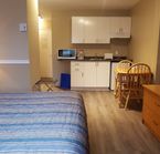 Room Queen Bed, Kitchenette