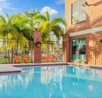 Pool Hampton Inn Tampa Ybor City