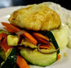 Glacier House Lodge - Wellington chicken