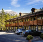 Mountaineer Lodge, Lake Louise, AB