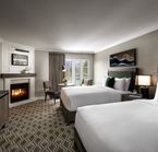 Guest room with 2 beds