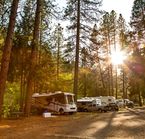 Camping Yosemite Lakes