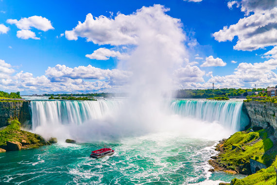 Boat bringing tourists to the foot of Niagara Falls