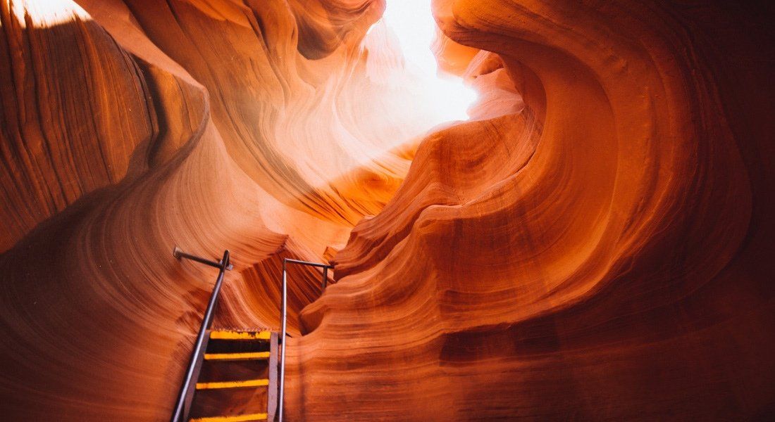lower or upper antelope canyon which to visit antelope canyon navajo tours