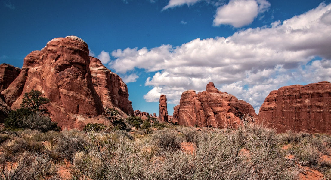 Road trip Californie Nevada Utah Vue typique de Devils Garden à Arches National Park