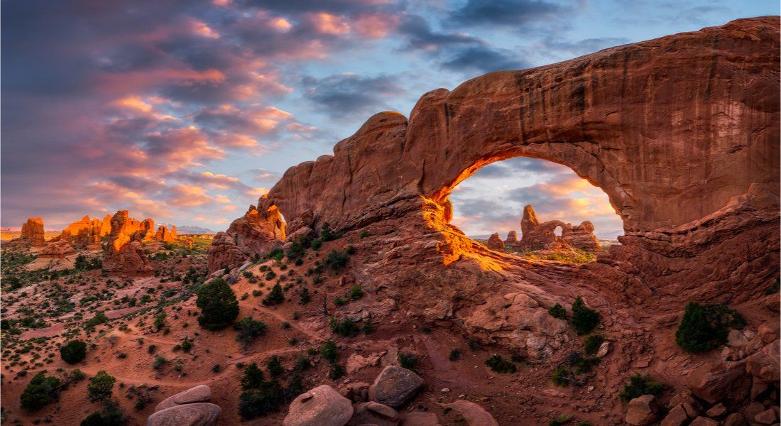 @anthony heflin - shutterstock_1164019927. Scenery of Arches National Park at sunset