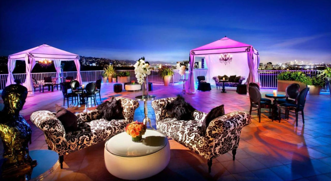 The Beverly Hilton hotel in Los Angeles Luxury hotel Los Angeles