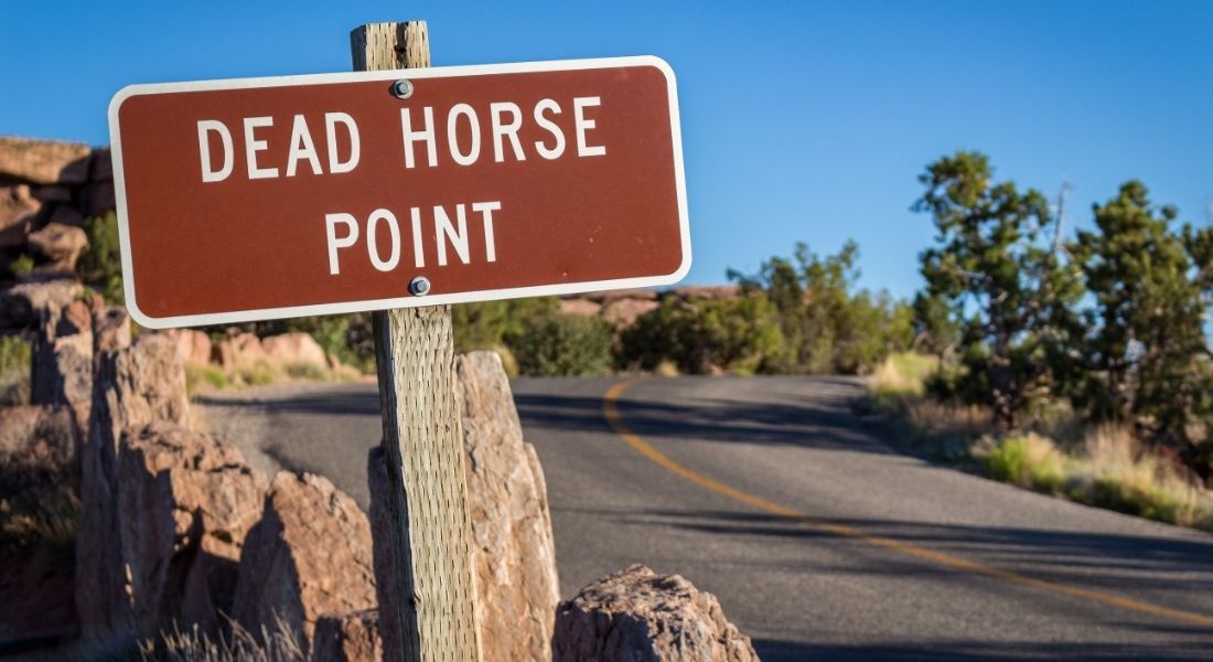 Panneau d'entrée du parc de Dead Horse Point Panneau d'entrée du parc de Dead Horse Point