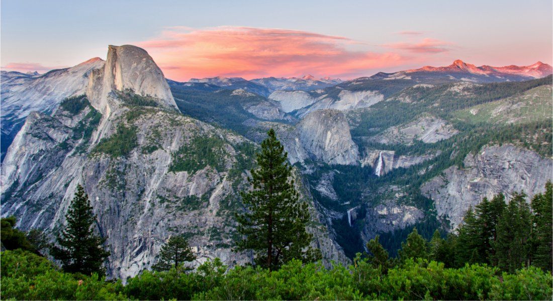 @Maks Ershov - shutterstock_552174034 View of Half Dome at sunset, Yosemite National Park