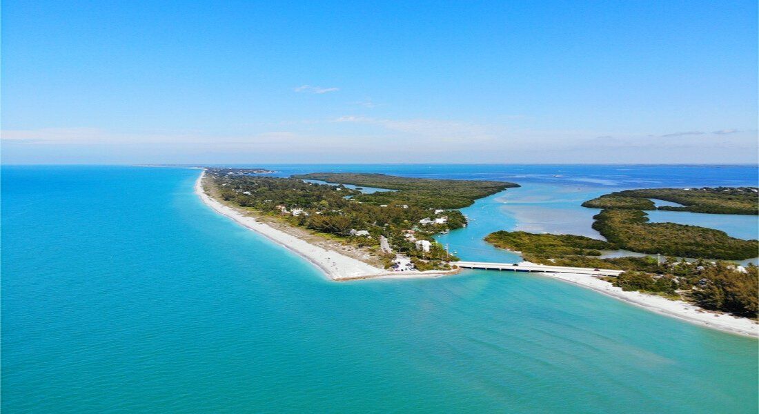 shutterstock_1634652298 @EQRoy Les Iles de Sanibel et Captiva vue du ciel