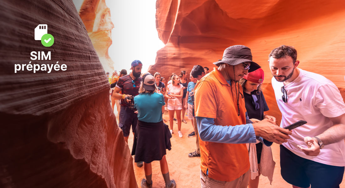 Voyageur utilisant une SIM prépayée aux États-Unis Voyageur utilisant une SIM prépayée aux États-Unis