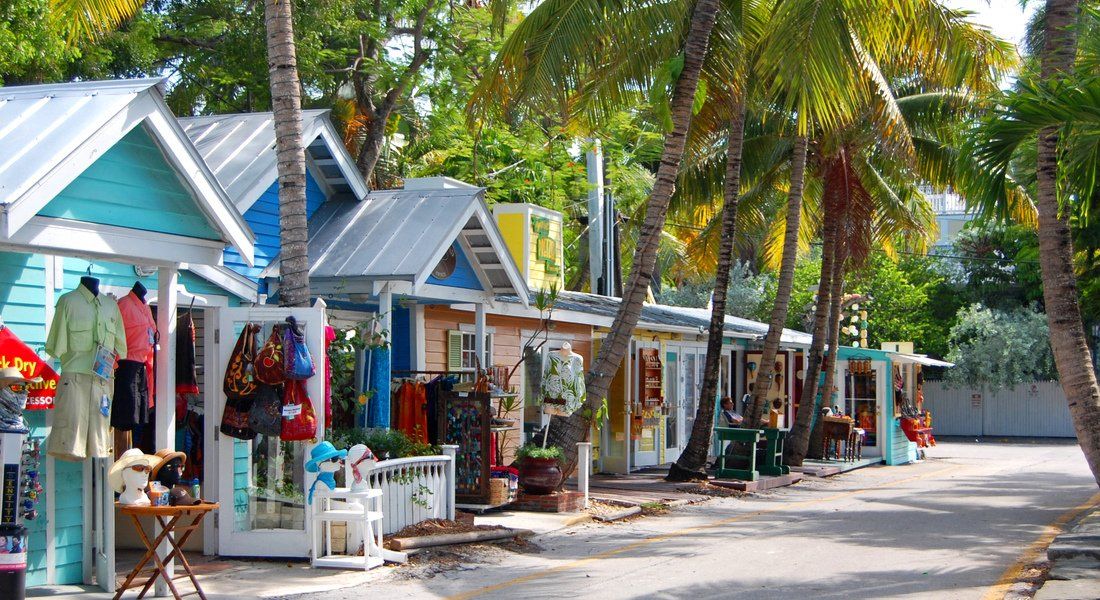 @Deatonphotos - shutterstock_87971314 Ruelle typique de Key West