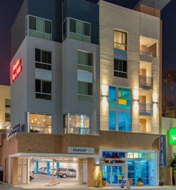 Hampton Inn & Suites Los Angeles, Glendale